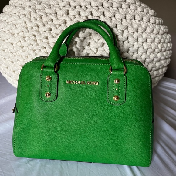 Handbag - Picture 2 of 3